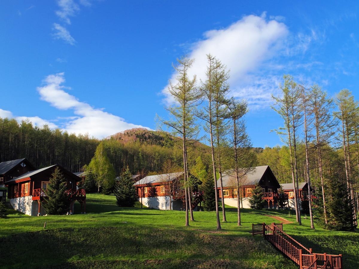 Log Hotel Larch Lake Kanayama Minamifurano Room photo